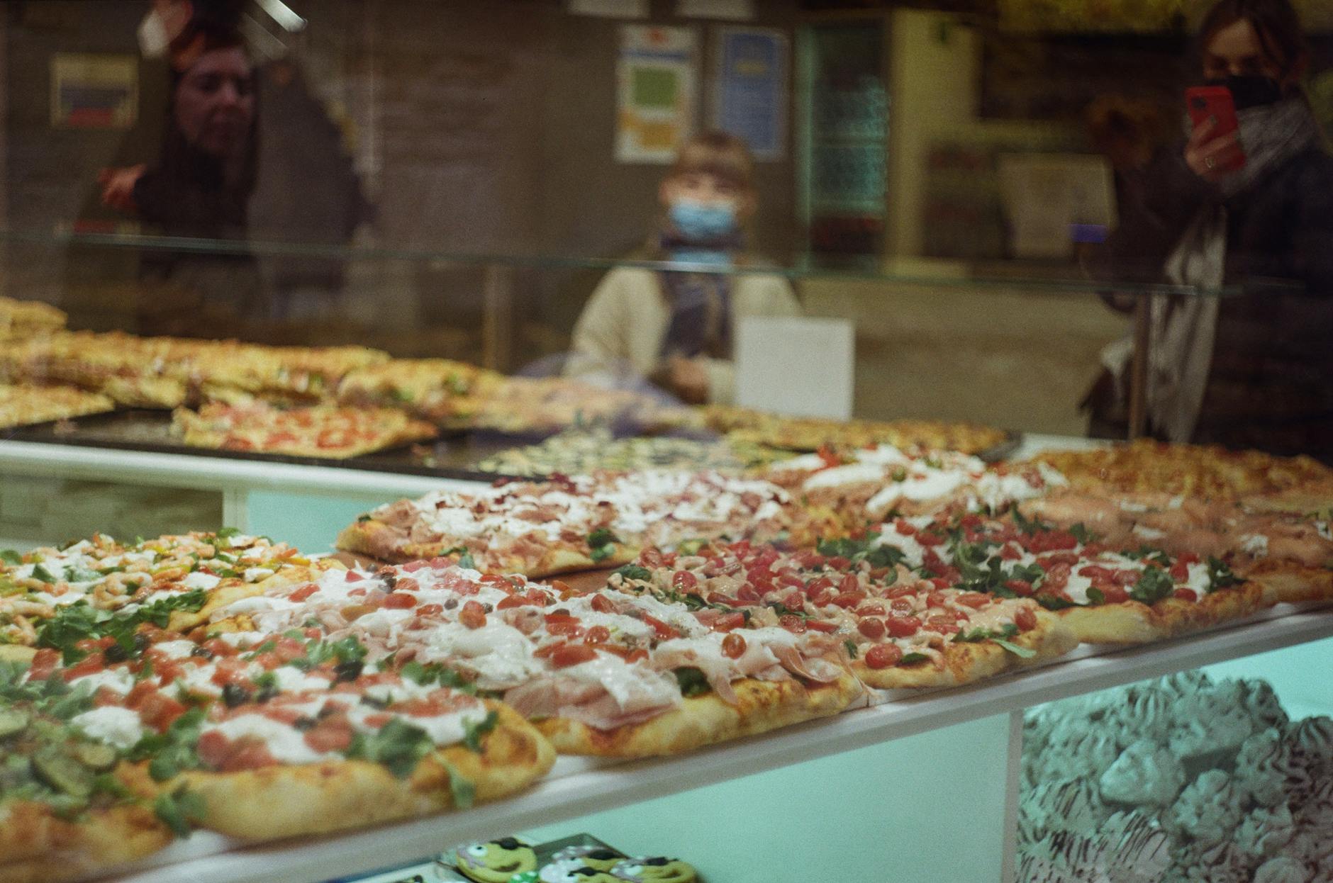 italian pizza al taglio