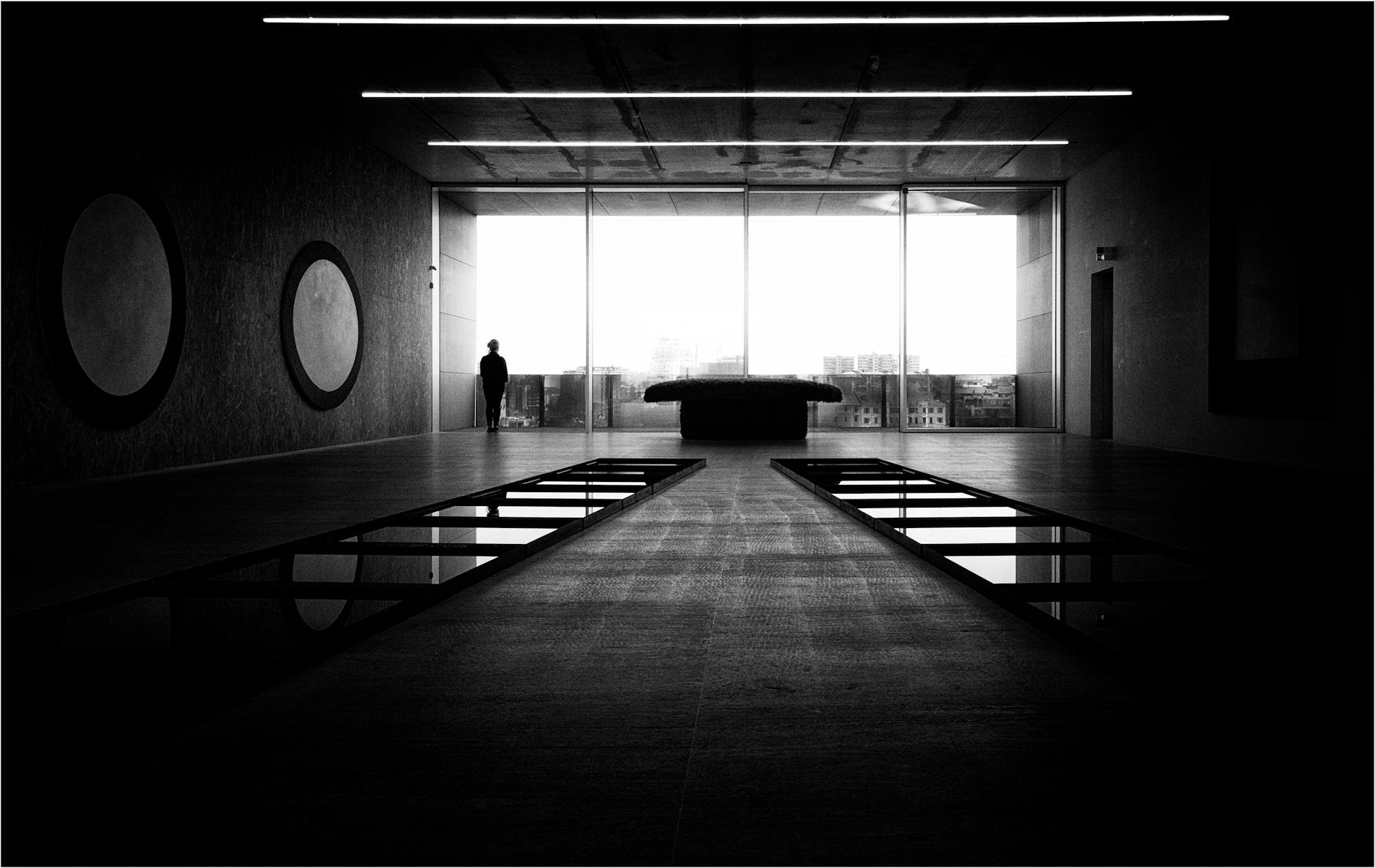 contemporary art gallery interior Milan