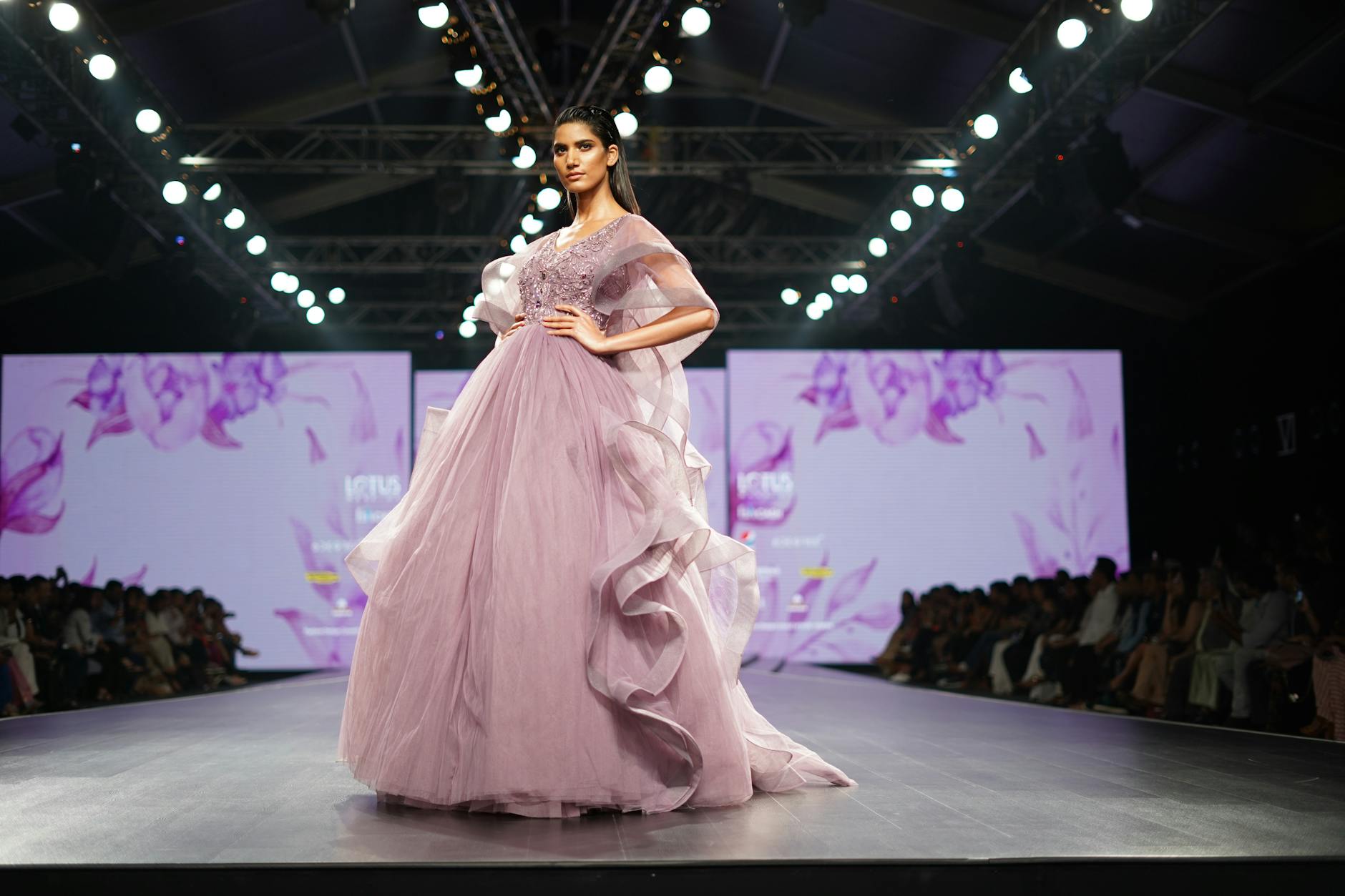 Milan Fashion Week Guide: How Visitors Can Experience It (2026)