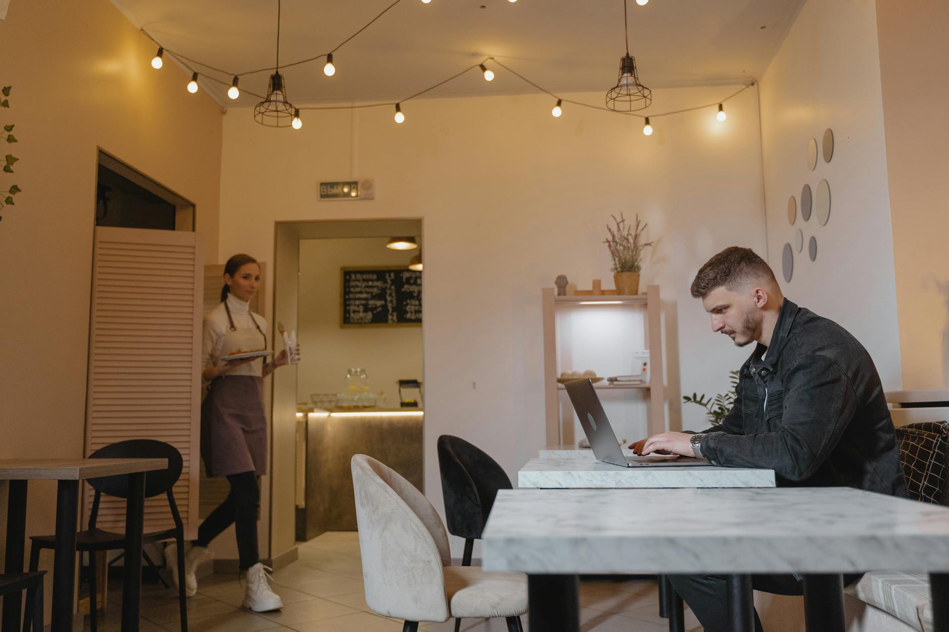cafe interior laptop wifi milan