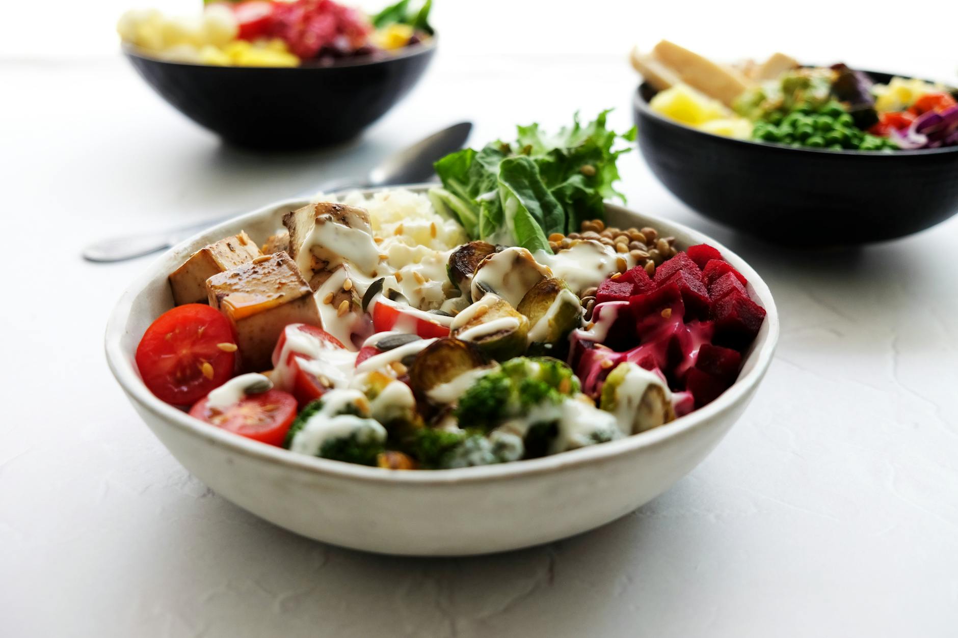 Vegan restaurants Milan healthy colourful bowl meal