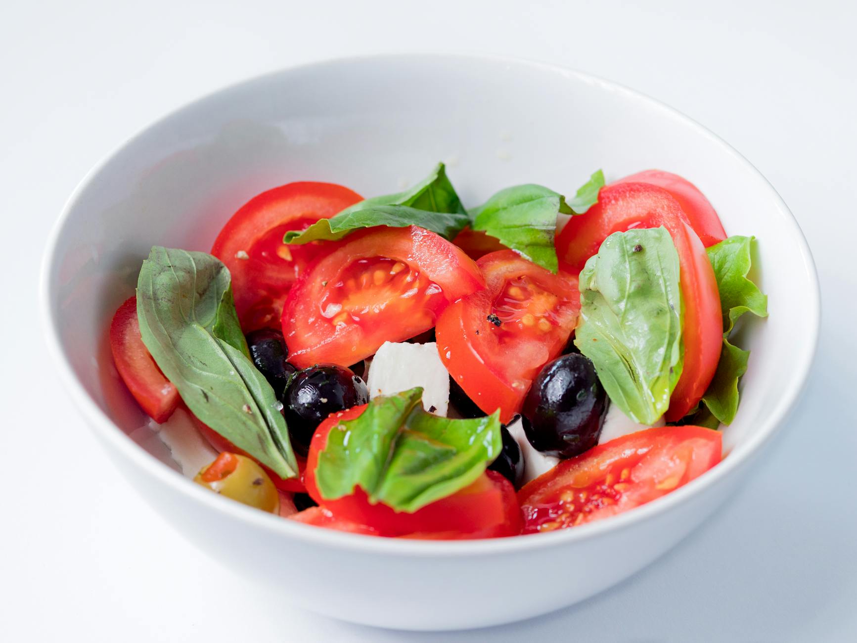 Vegan salad fresh vegetables Milan plant based