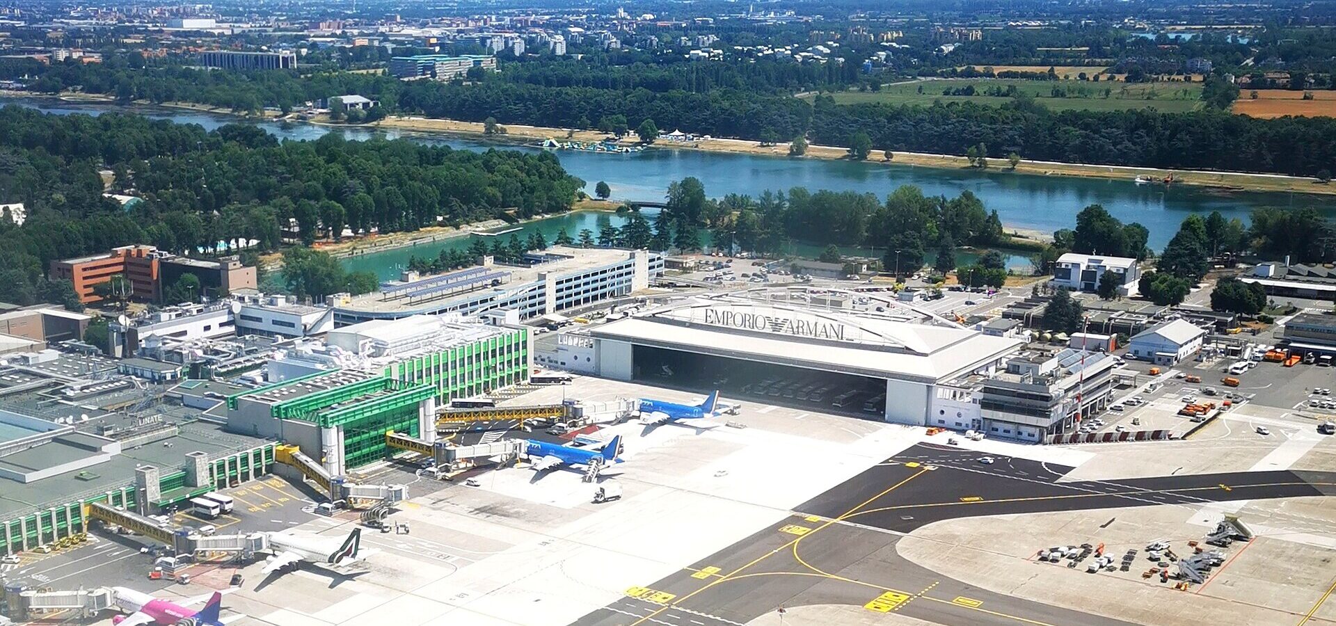 Linate Airport Guide: M4 Metro, Buses & Taxis
