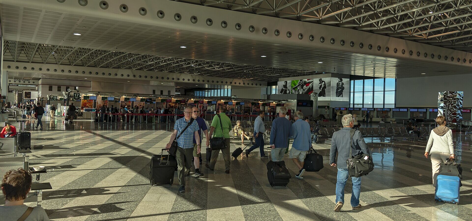 Milan Airports: Malpensa, Linate & Bergamo Explained